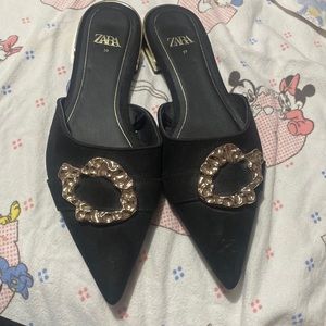 Zara black pointed flats size 39